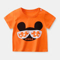 Playera naranja para niños de manga corta con estampado
