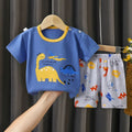Conjunto de short y playera para niños con estampado de dinosaurios
